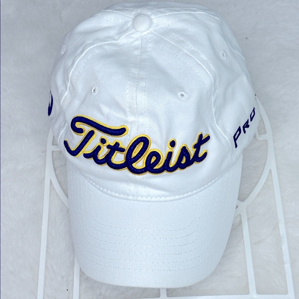NWT TITLEIST PRO FJ Golf White Hat/Cap Footjoy PurpleGold Embroidered Adjustable - Picture 4 of 9